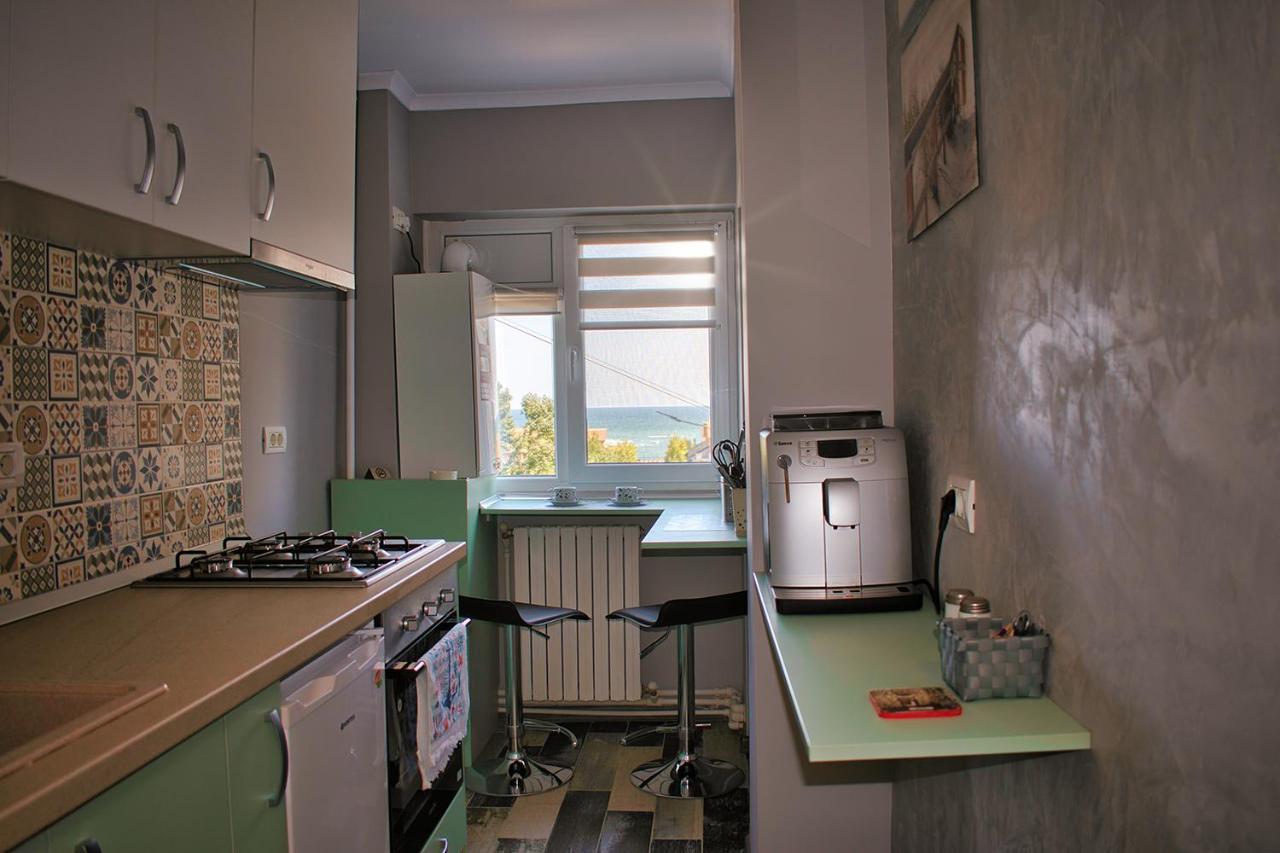 Sunrise By The Sea Apartment Констанца Екстериор снимка